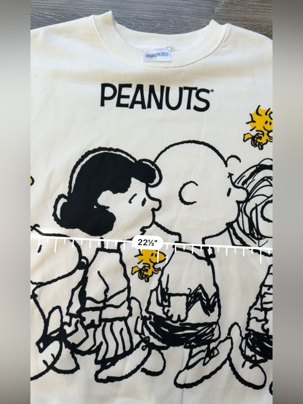 Peanuts Snoopy Charlie Brown Woodstock Women’s Sweatshirt Size M NWT Cream - Picture 5 of 7
